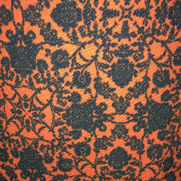 NWT M Lularoe Cassie - Picture 2 of 2